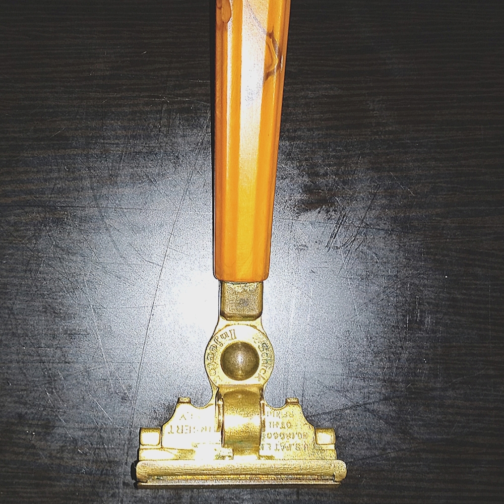 VINTAGE SCHICK EVERSHARP INJECTOR RAZOR BAKELITE HANDLE